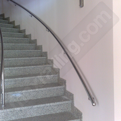 Иноксови парапети